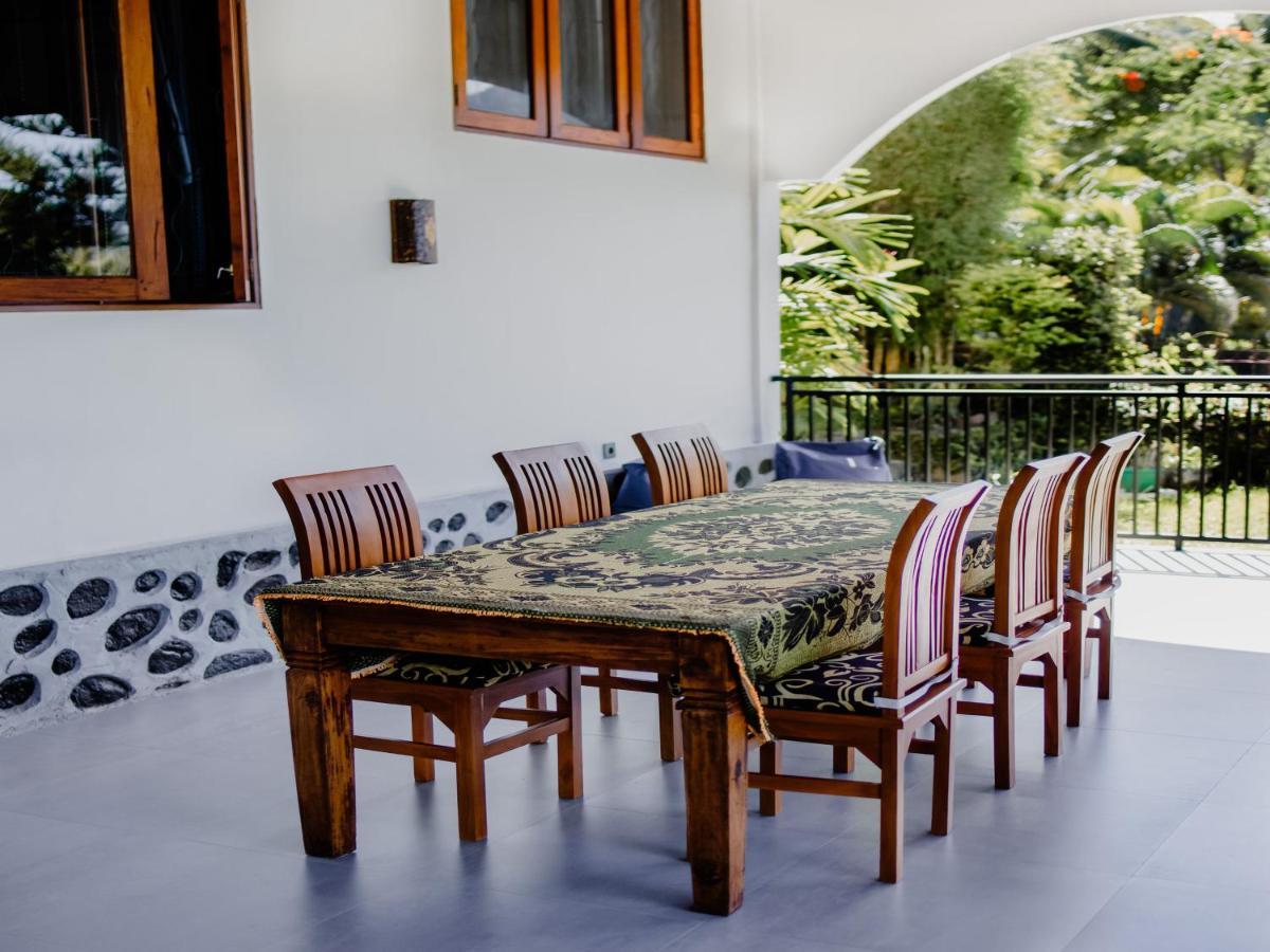 סנגיגי Sunset Villa מראה חיצוני תמונה