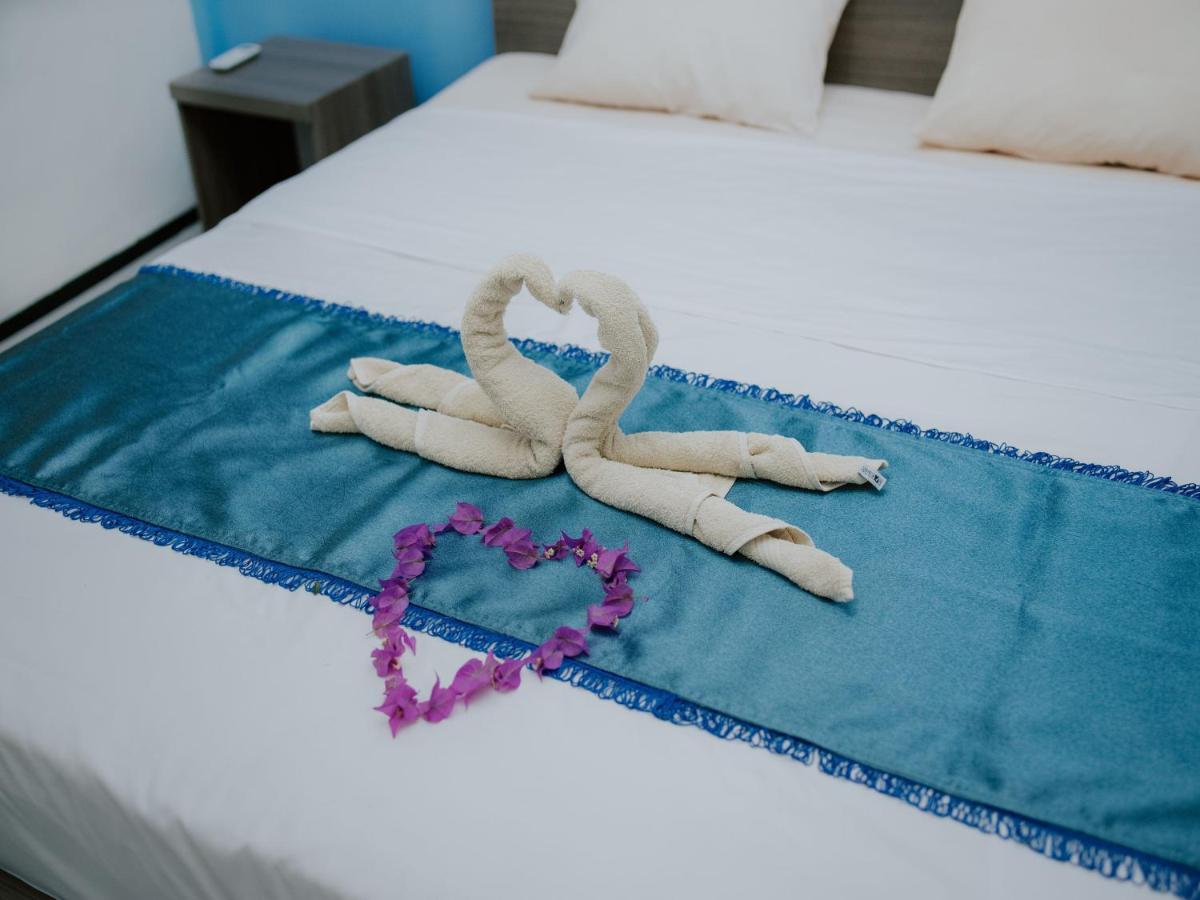 סנגיגי Sunset Villa מראה חיצוני תמונה